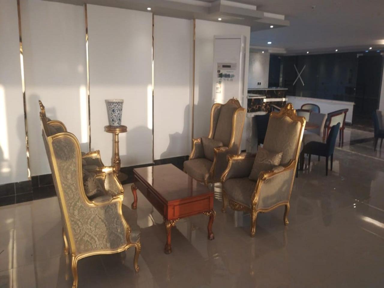 Al Fursan Hotel