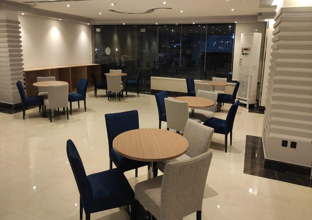 Al Fursan Hotel 3*