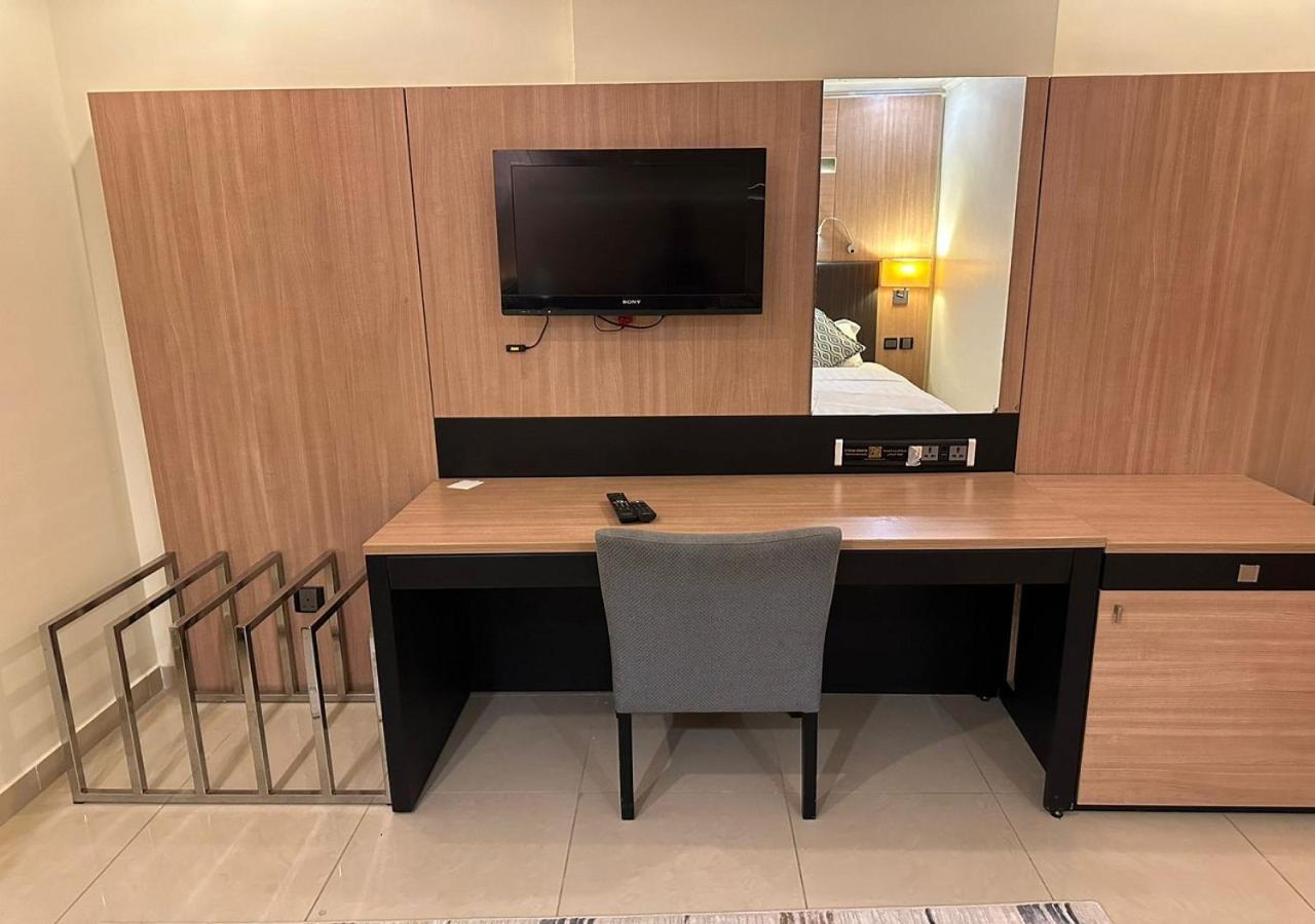 Hotel Al Fursan