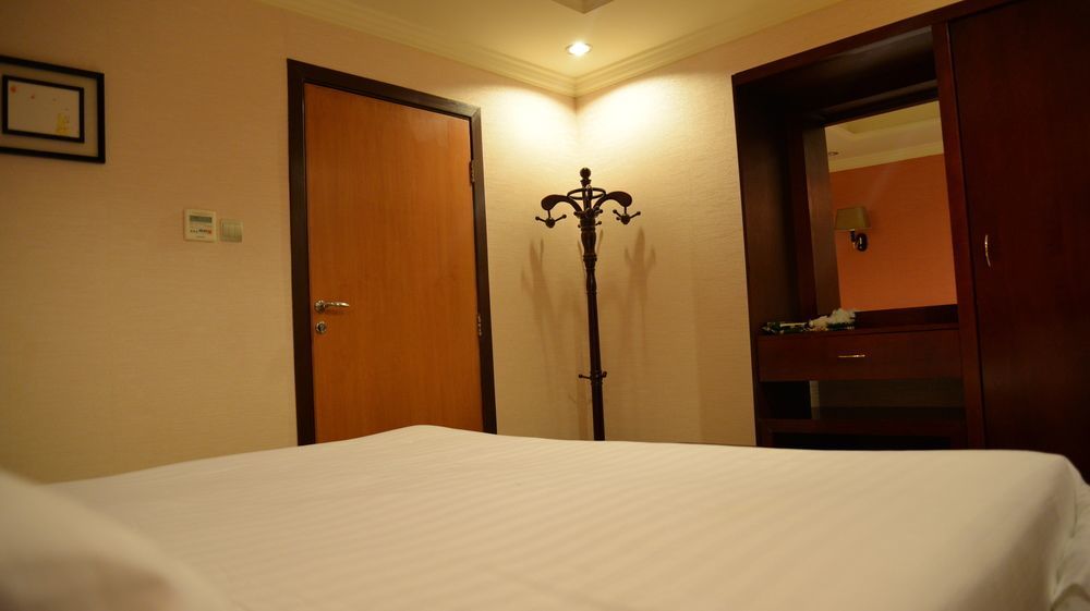 Hotel Al Fursan 3*